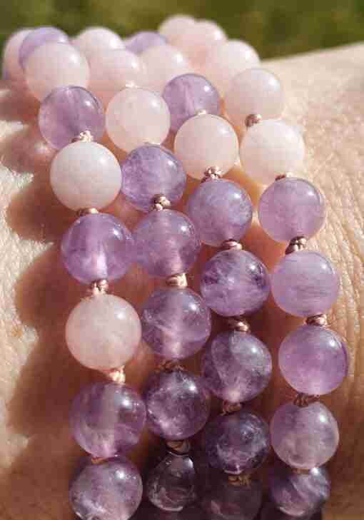 Lavendelamethyst-Rosenquarz-Mala – Bild 2