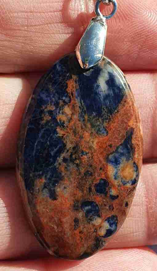 Sodalith (mit Calcit) -Mala – Bild 6