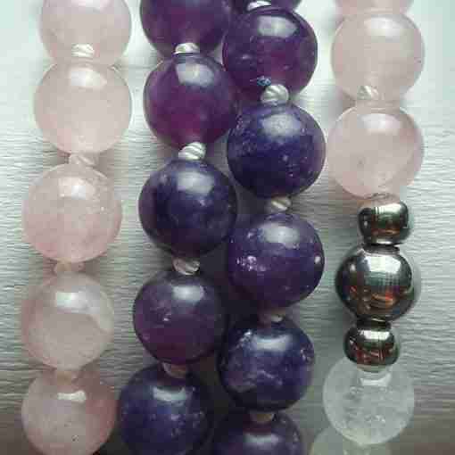 Lepidolith-Rosenquarz-Milchquarz-Mala + Armband – Bild 16