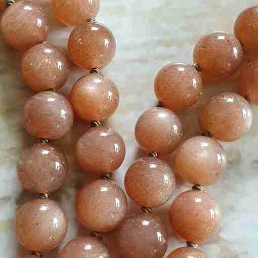Rötlich braune Mondstein-Mala + Armband – Bild 13