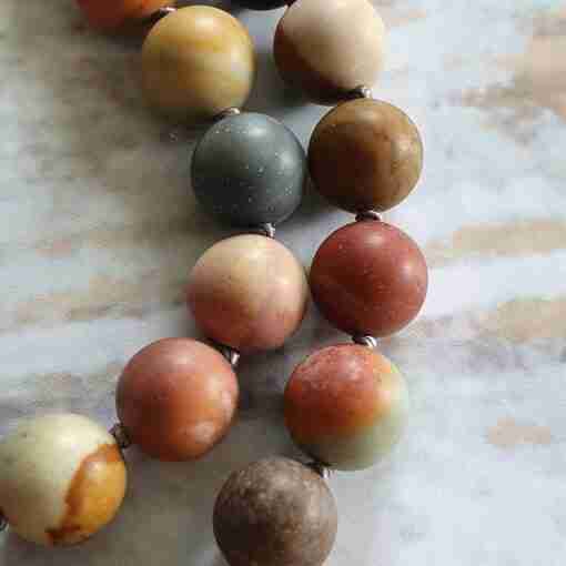 Bunte (polychrome) Jaspis-Mala, matt (1) – Bild 14