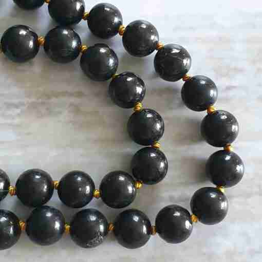 Schungit-gelbe Calcit-Schneequarz-Mala + Armband – Bild 15