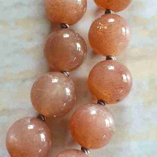 Rötlich braune Mondstein-Mala + Armband – Bild 17
