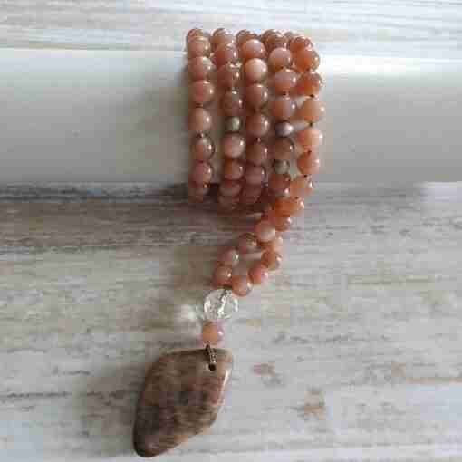 Rötlich braune Mondstein-Mala + Armband – Bild 18