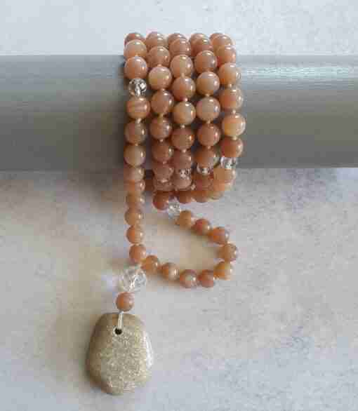 Pfirsichfarbene Mondstein-(Bergkristall)-weiße Aventurinquarz-Mala + Armband – Bild 19