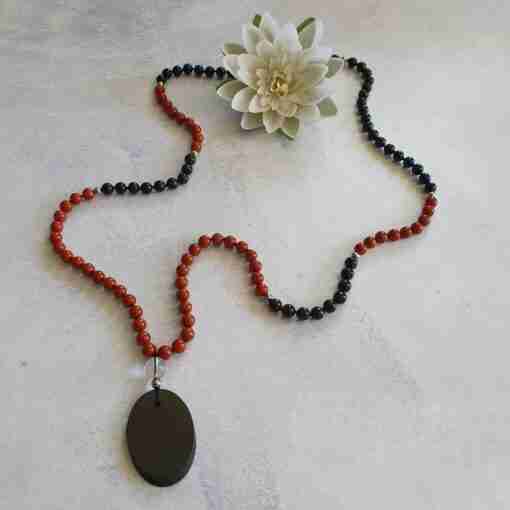 Rote Jaspis-Schungit-Mala (2) – Bild 5