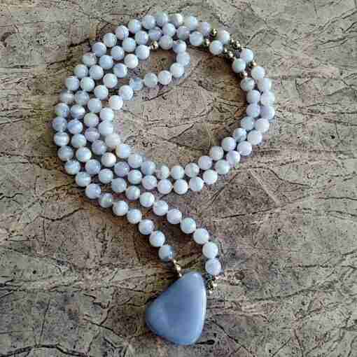Blau gebänderte Chalcedon („Chalcedonachat“) -Mala mit blauem Chalcedon-Anhänger + Armband – Bild 5