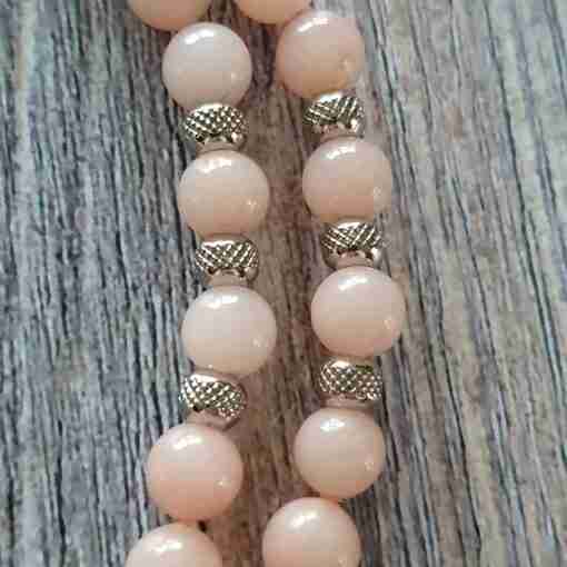 Rosafarbene Aventurinquarz-Mala mit rosa-orangefarbenem Skolezit – Bild 15