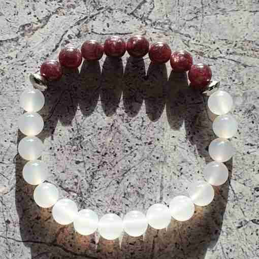 Weiße Achat-Lepidolith-Rosenquarz-Mala mit Edelstahlanhänger + Armband – Bild 4