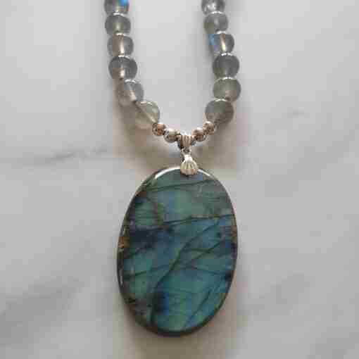Labradorit-Mala (2) mit Armband – Bild 8