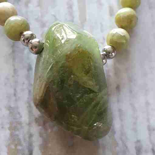 Peridot (Olivin) -Mala – Bild 8