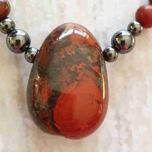 Jaspis ("Brekzien-Jaspis") -Hämatit-Mala mit passendem Armband – Bild 9