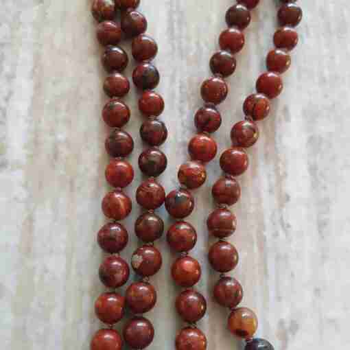 Jaspis ("Brekzien-Jaspis") -Mala mit passendem Armband – Bild 11