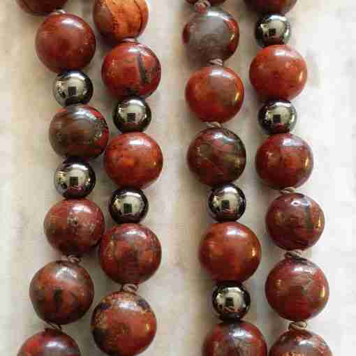 Jaspis ("Brekzien-Jaspis") -Hämatit-Mala mit passendem Armband – Bild 2