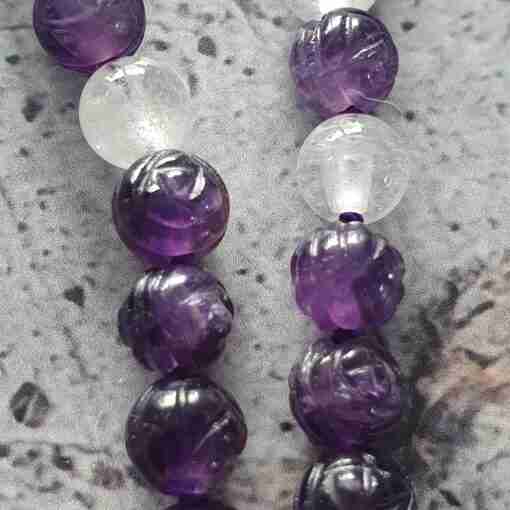 Amethyst-Milchquarz-Mala mit Seidenquaste + Armband – Bild 16