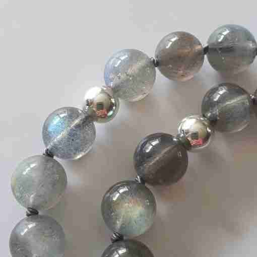 Labradorit-Mala (2) mit Armband – Bild 18