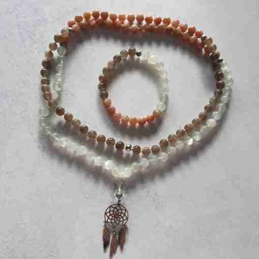 Mehrfarbige Mondstein-Mala mit Edelstahlanhänger + Armband