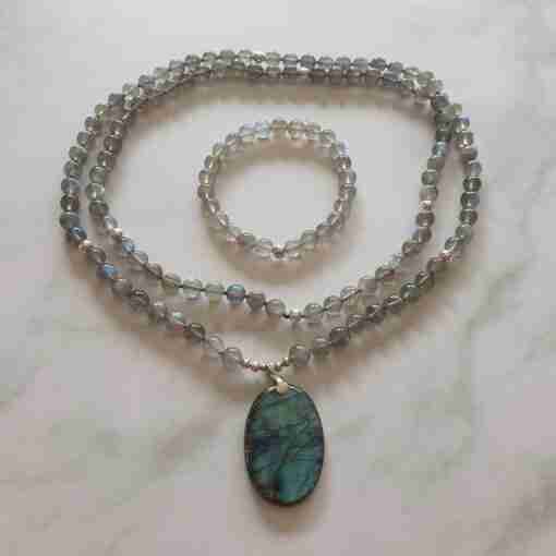 Labradorit-Mala (2) mit Armband