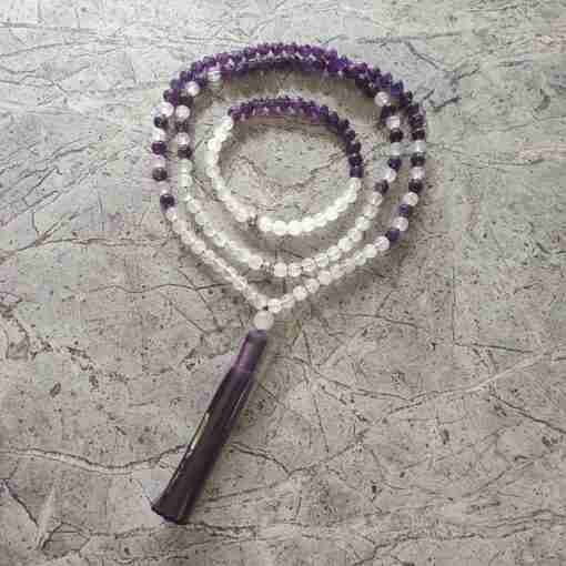 Amethyst-Milchquarz-Mala mit Seidenquaste + Armband