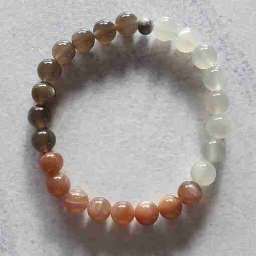 Mehrfarbige Mondstein-Mala mit Edelstahlanhänger + Armband – Bild 4