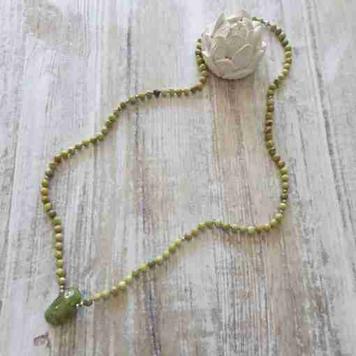 Peridot (Olivin) -Mala – Bild 5