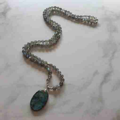 Labradorit-Mala (2) mit Armband – Bild 6
