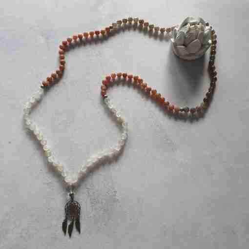 Mehrfarbige Mondstein-Mala mit Edelstahlanhänger + Armband – Bild 7