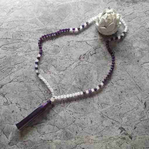 Amethyst-Milchquarz-Mala mit Seidenquaste + Armband – Bild 7