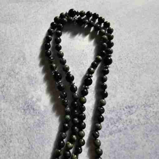 Eldarit (“Kabambastein”) -Obsidian-Mala mit Seidenquaste: – Bild 9