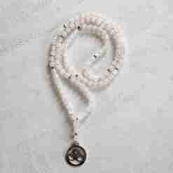 Weiße Achat ("Friedensachat")-Rosenquarz-Mala mit Edelstahlanhänger