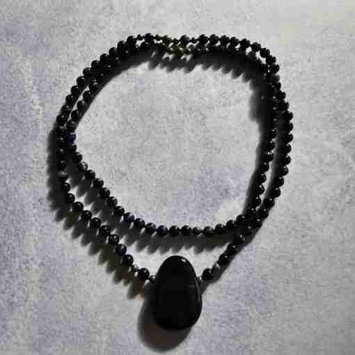 Falkenaugen-Pyrit-Mala mit Falkenaugen-Anhänger