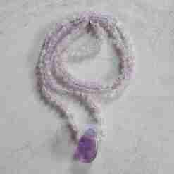 Amethyst ("Lavendelamethyst") -Bergkristall (facettiert) -Mala mit „Lavendelamethyst“-Anhänger