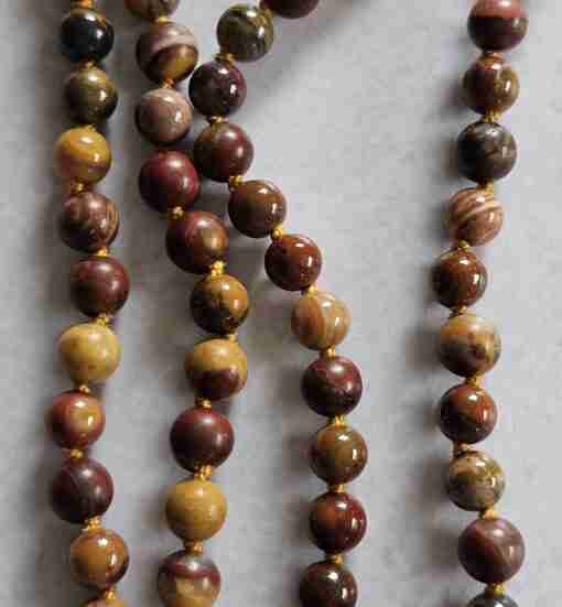 Gelbe, rote und braune Achat-Mala mit "Crazy Lace"-Achat-Anhänger – Bild 2
