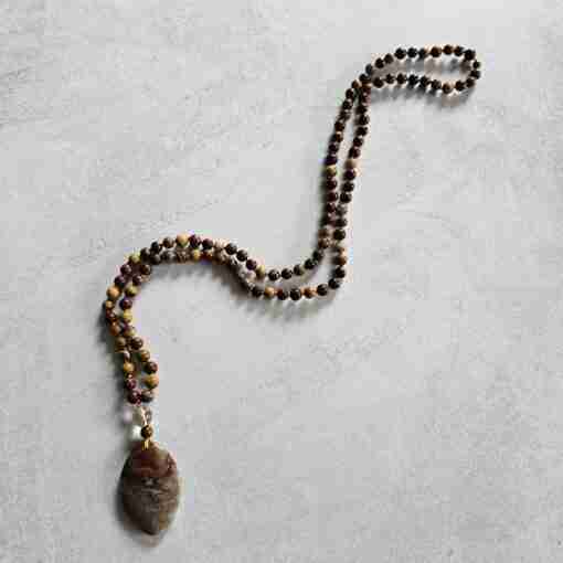 Gelbe, rote und braune Achat-Mala mit "Crazy Lace"-Achat-Anhänger – Bild 4