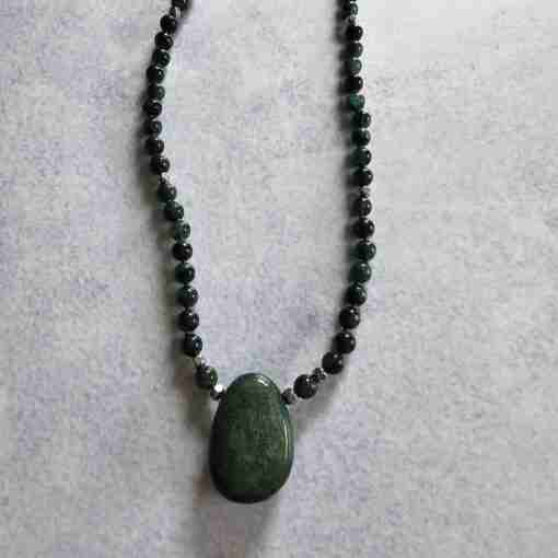 Fuchsit-Mala mit Fuchsit-Anhänger – Bild 6