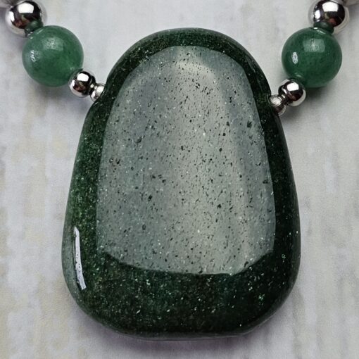 Aventurinquarz (grün) -Magnesit-Mala mit grünem Aventurinquarz-Anhänger und Armband – Bild 10