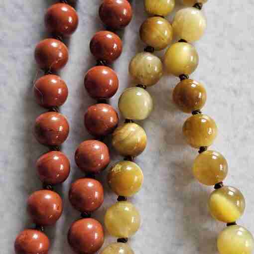 Hämatit-Jaspis (rot) -Tigeraugen-Mala (2) mit ovalem Tigereisen-Anhänger – Bild 10