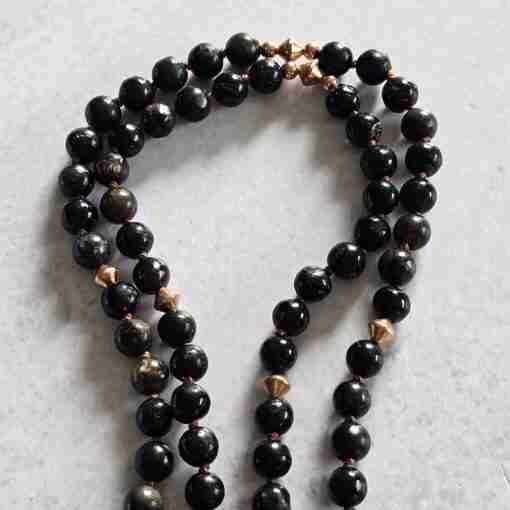 Phlogopit-Kupfer-Mala (2), mit hellerem Astrophyllit-Anhänger – Bild 11
