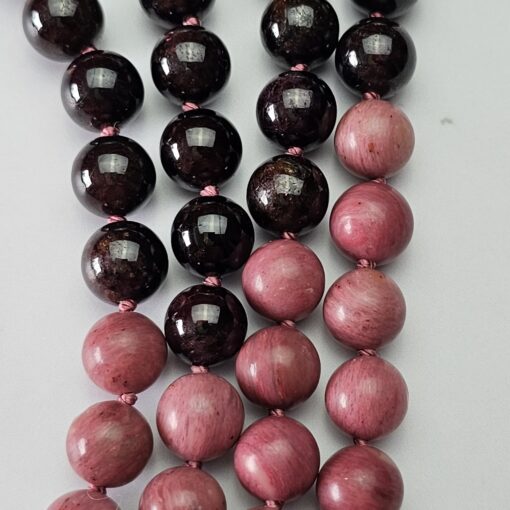 Rhodonit-Granat-Mala mit Seidenquaste und Armband – Bild 2