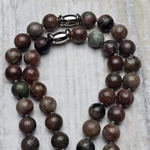 Granat („Kashgar-Granat“) -Mala mit Edelstahlanhänger – Bild 13