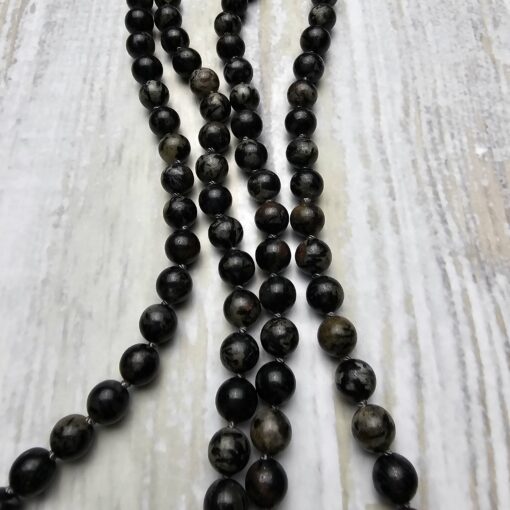 Hornblende-Mala mit Hornblende-Anhänger und Armband – Bild 13