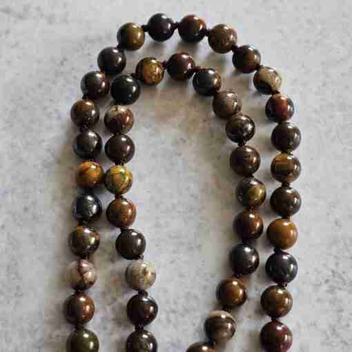 Tigereisen-Mala (1) mit Tigereisen-Anhänger (Freiform) und Armband – Bild 13