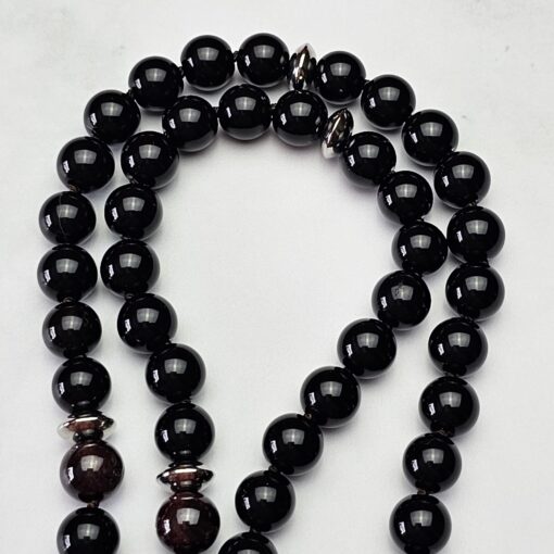 Morion Rauchquarz-Granat-Mala mit Seidenquaste und zwei Armbändern – Bild 14