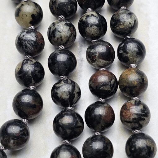 Hornblende-Mala mit Hornblende-Anhänger und Armband – Bild 14