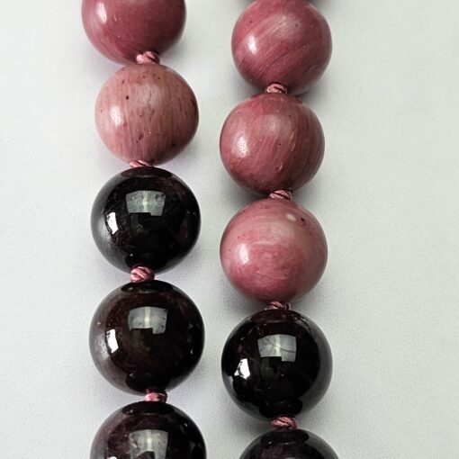 Rhodonit-Granat-Mala mit Seidenquaste und Armband – Bild 14