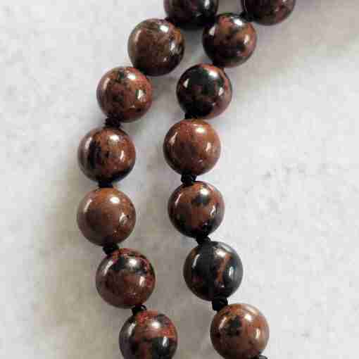 Obsidian („Mahagoni-Obsidian“) -Mala mit Obsidian-Anhänger (Buddha-Kopf) – Bild 15