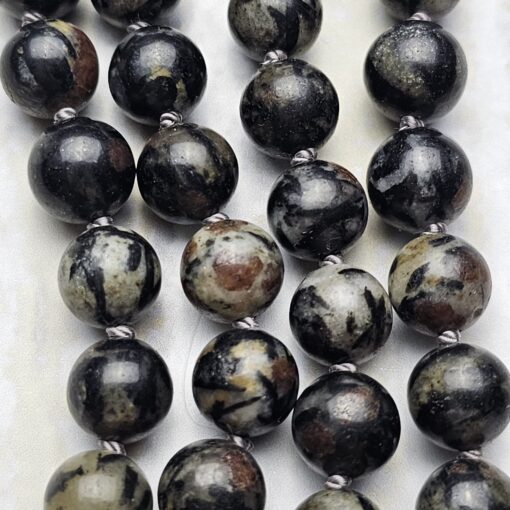 Hornblende-Mala mit Hornblende-Anhänger und Armband – Bild 2
