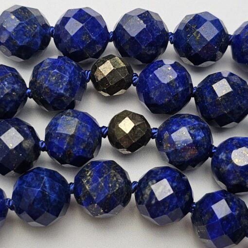 Lapislazuli-Pyrit-Mala, facettiert, mit Lapislazuli-Anhänger und Armband – Bild 16