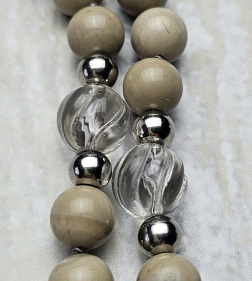 Flint (Feuerstein) -Bergkristall-Mala (1) mit großem Flint-Donut und Armband – Bild 17