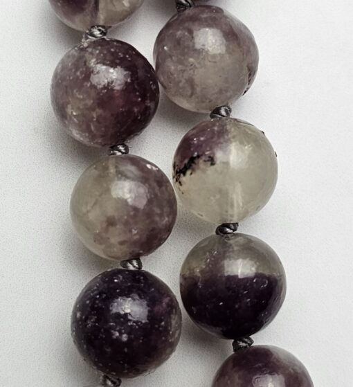 Lepidolith-in-Quarz-Mala mit Lepidolith-Donut – Bild 17